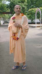 H.H.Radhanath Maharaj In Pune ISKCON Temple
